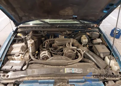 2001 GMC Sonoma Sls z USA, uszkodzony, nr VIN 1GTCS19W918107572